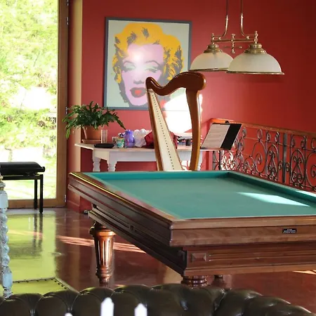 Domaine D'exception, Maison D'artiste