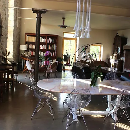 Domaine D'exception, Maison D'artiste Вилла