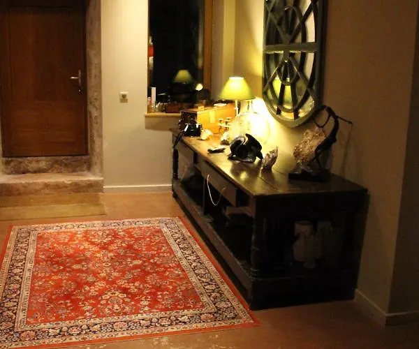 Domaine D'exception, Maison D'artiste Villa