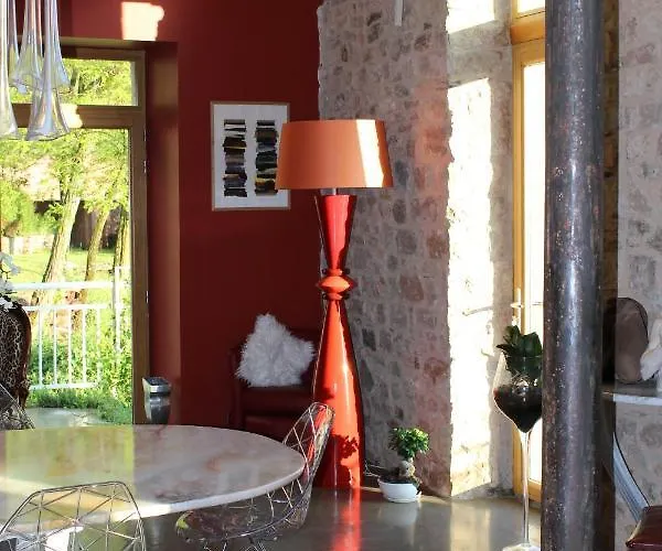 Domaine D'exception, Maison D'artiste